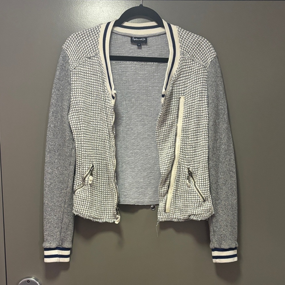 SPLENDID Gray and Cream Zip Up Sweater